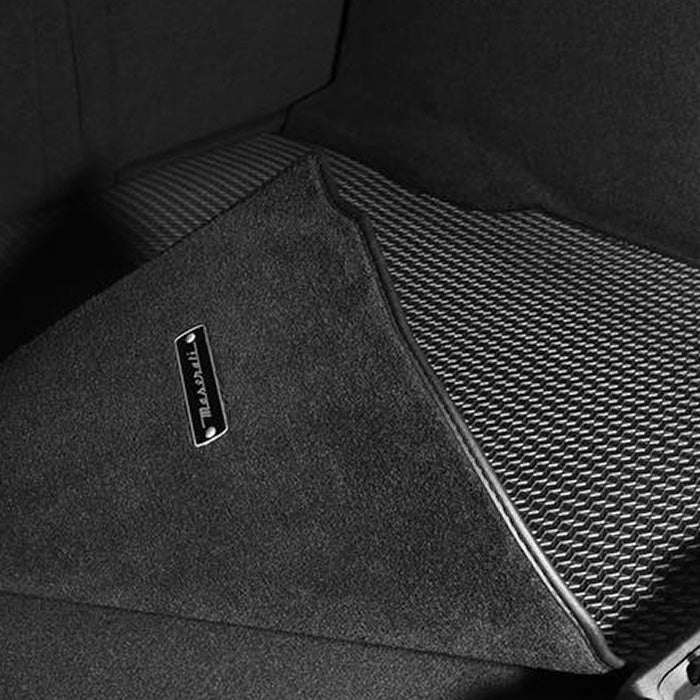 Reversible Luggage Compartment Mat - Quattroporte